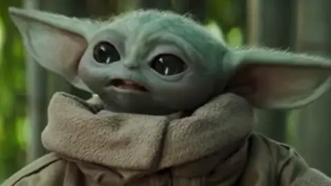Baby yoda chase game cover